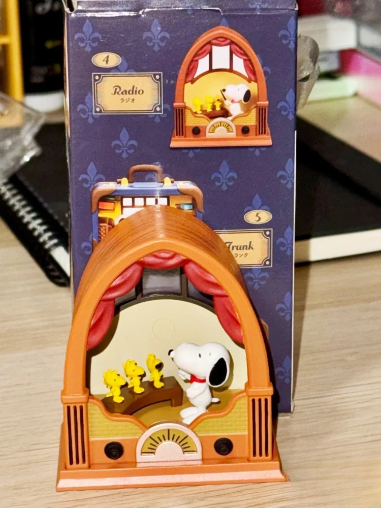 Caja entera genuina Re-Ment Snoopy modelo en miniatura corona café panadería restaurante occidental encimera colección de cajas ciegas