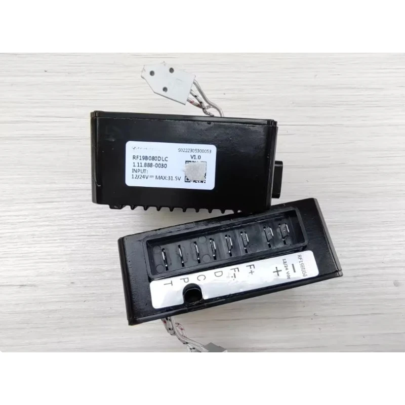 For Songzee Rf19B080Dlc Rf20Cb20Nhu Dk70C Rf22Ab12N Dc Variable Frequency Drive Compressor Controller