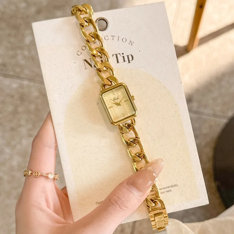 Fashion Gold Chain Women's Watch Simple Square Dial Metal Bracelet Wristwatch Elegant Dress Ladies Watch Clock Gift Montre Femme