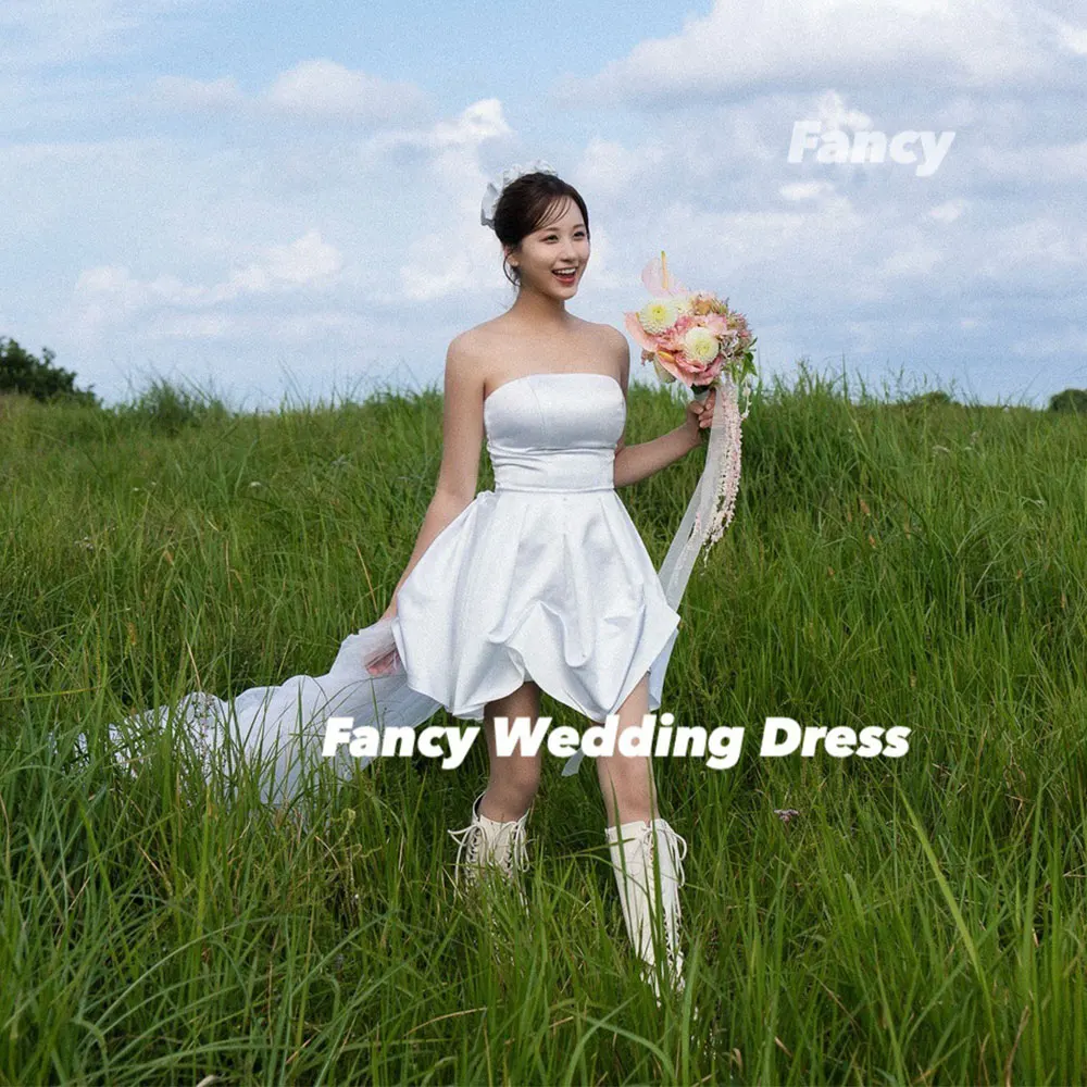 Fantaisie Simple bretelles une ligne robe de mariée corée séance Photo une ligne doux Satin robe de mariée dos Corset personnalisé