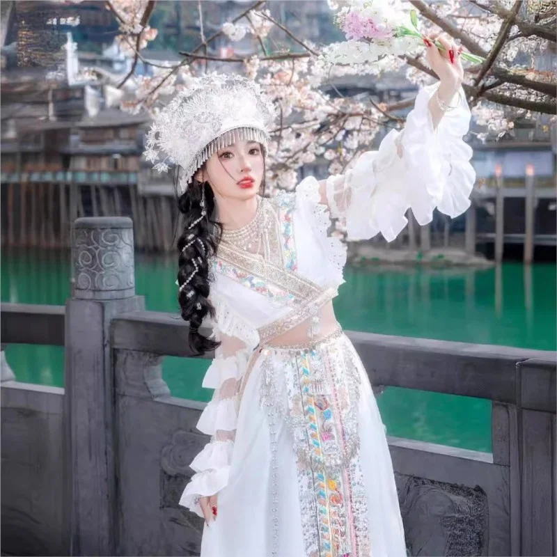 New Summer Trip Shoot Miao' S Girls' Ethnic Style Clothing Photography High-Grade Art Photo