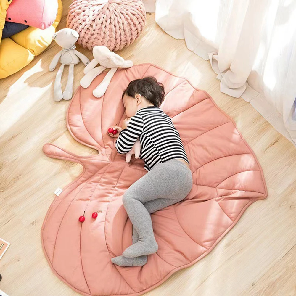 Cat Bed Mat Leaf Shape Soft Dog Bed Mat Washable Non-Slip Room Decoration Floor Rug for Medium Small Dogs And Cats Kennel Pad