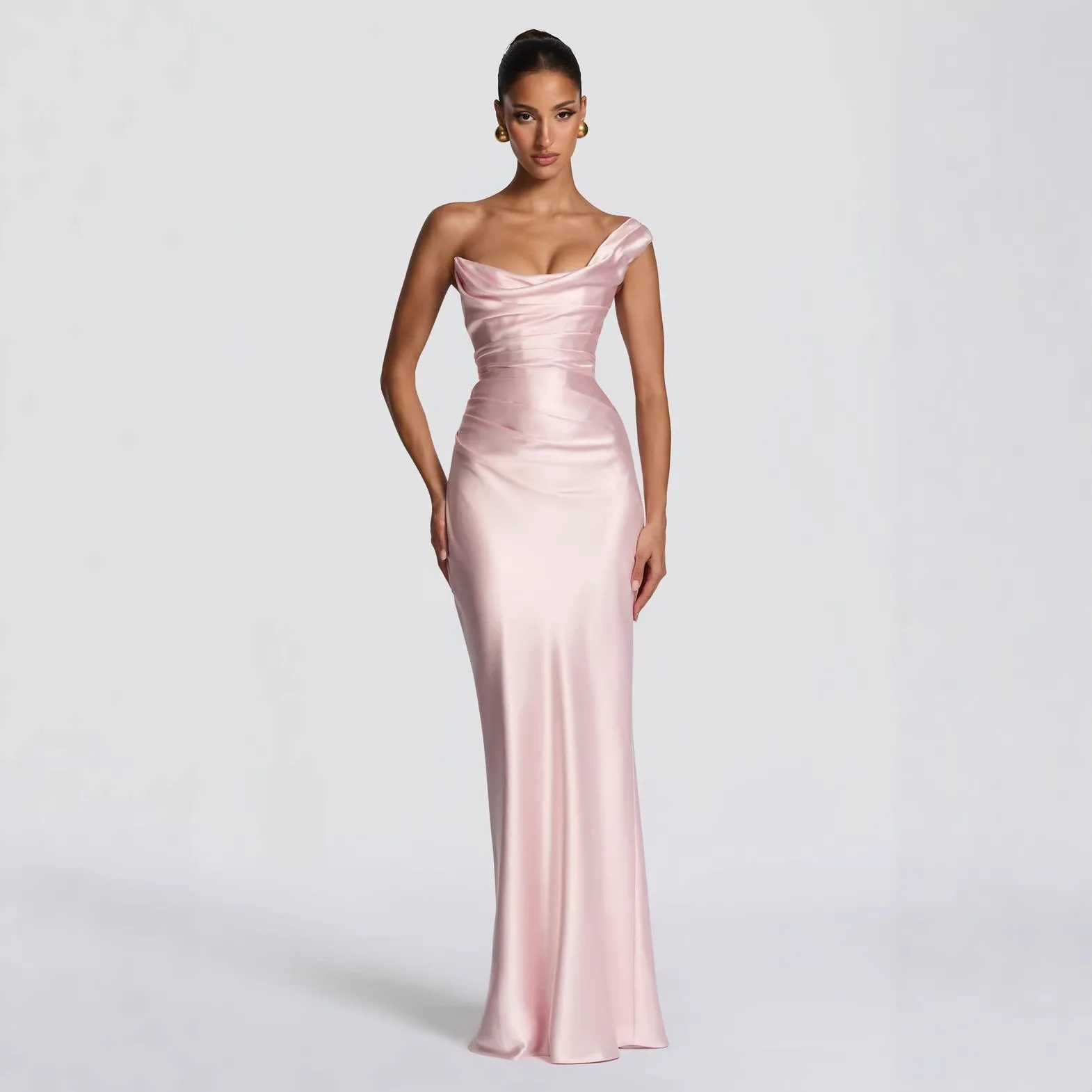 2026 European and American Sexy advanced feeling Aesthetic sloping shoulder banquet evening dress sleeveless fishbone Long Dress