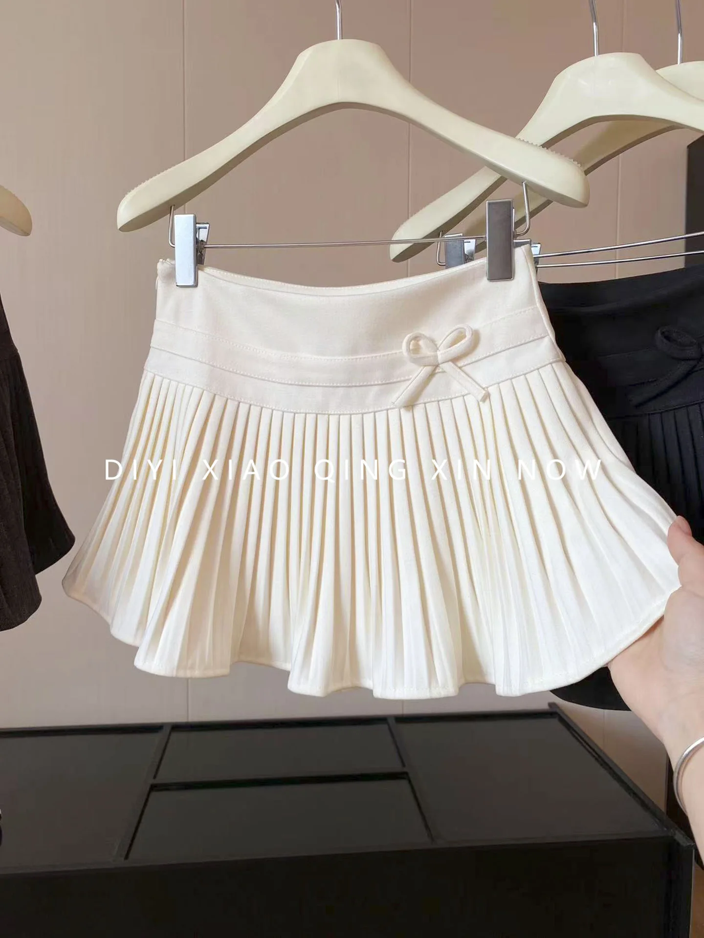 Pure Desire Ballet Style High Waist Pleated  Skirt A-Line Women's Woolen Skirt Short Skirts for Young Ladies