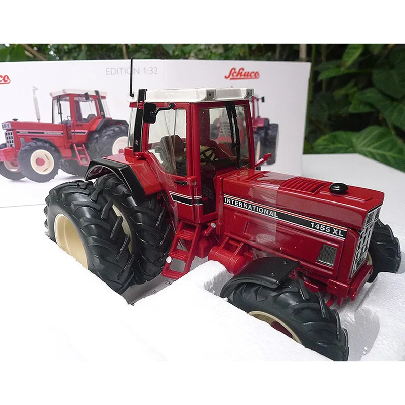 Diecast 1:32 Scale 1455 XL 6-wheel Alloy Tractor Model Collection Souvenir Display Ornaments Vehicle Toy