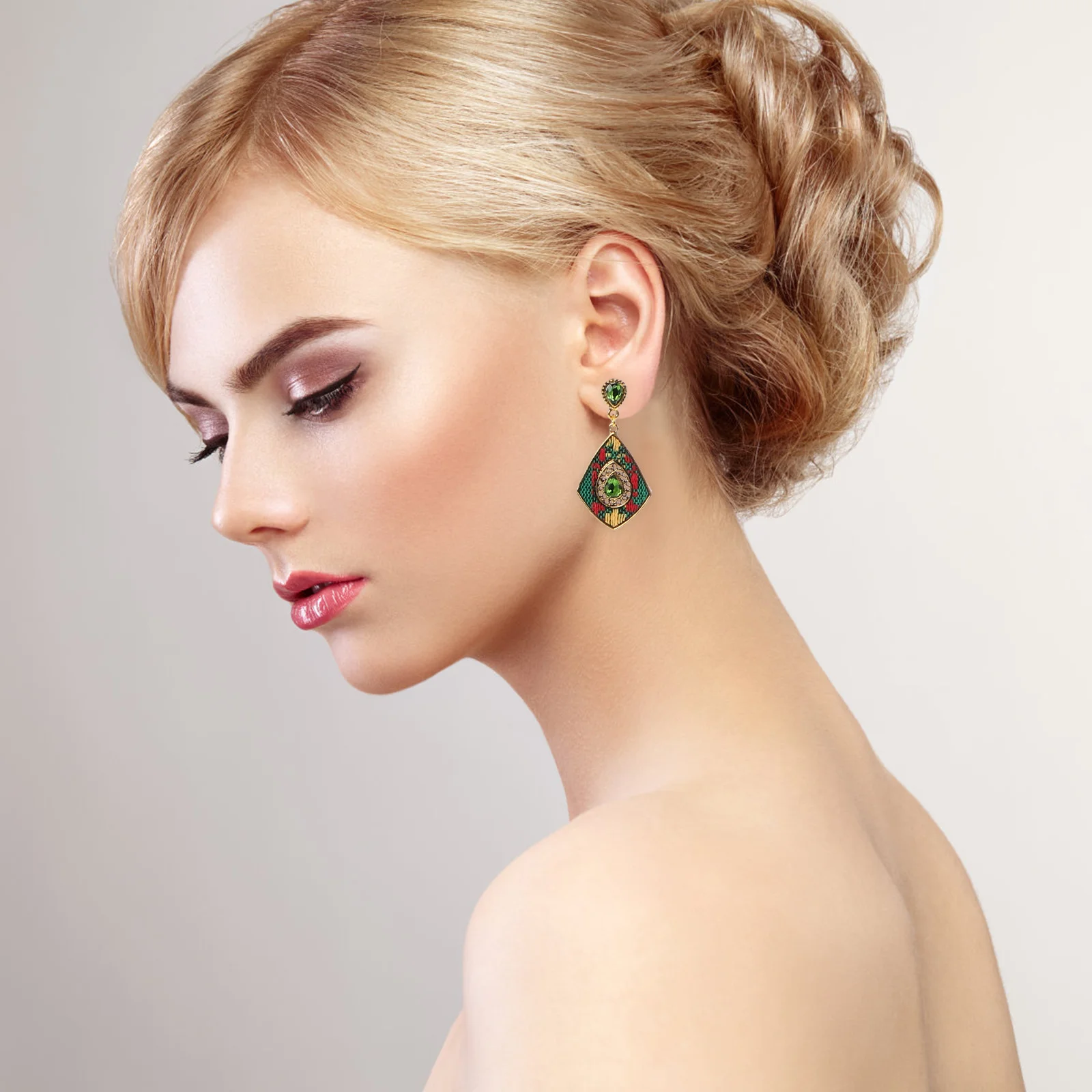 

Bohemian Necklace Earrings Set Women Cloth Rope Alloy Safe Durable Silver Bracelets Trendy Costume Jewelry Matching Dresses