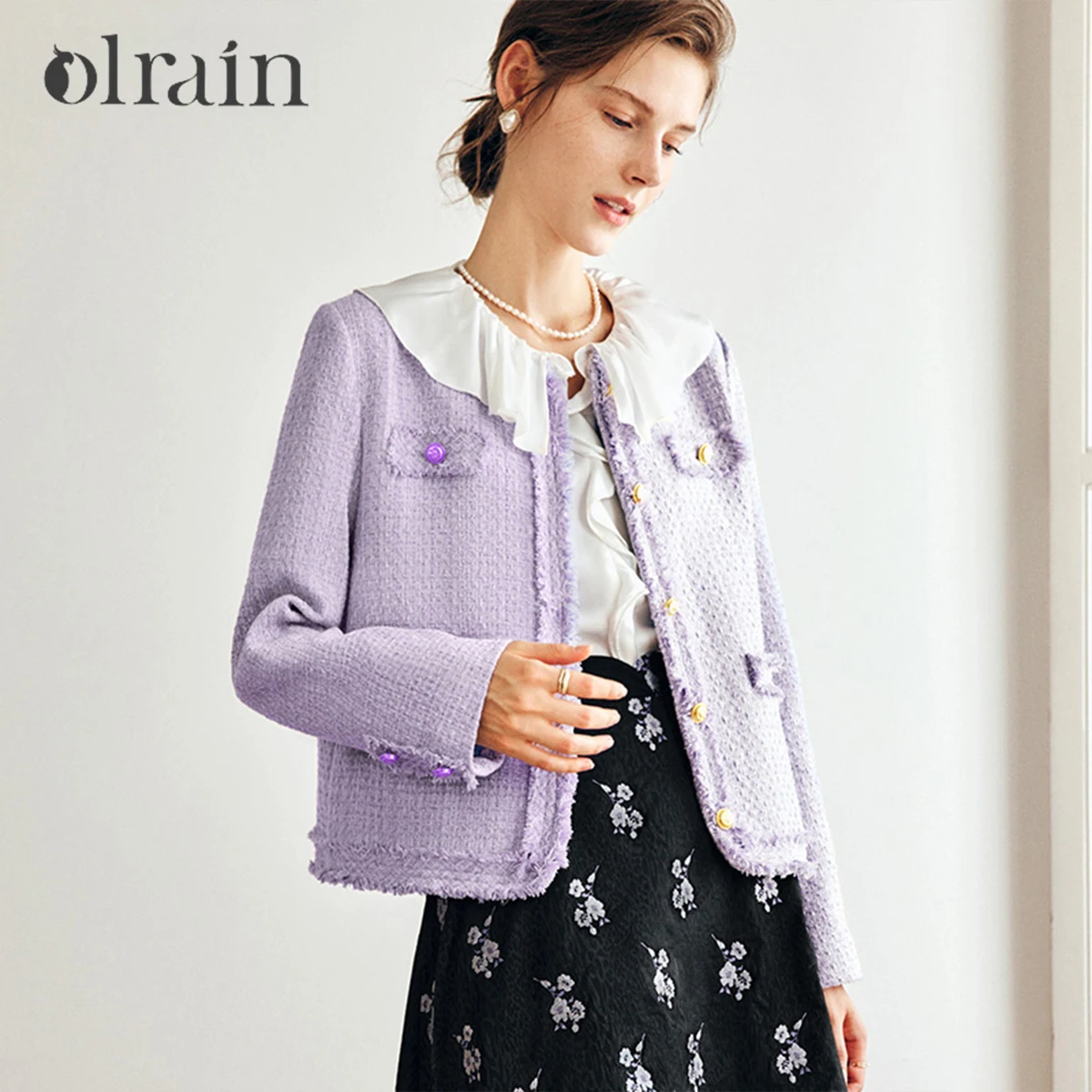 OLrain Women Tweed Jacket Elegant Autumn 2026 Round Neck Short Jacket Tassel Metal Buttons Ladies Cropped Outerwear O22QW65218