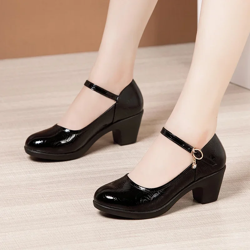 Small Size 32-43 Fashion Shallow Patent Leather Shoes Women\'s Platform Pumps 2024 Fall Med Block Heels Shoes Office Mom Dance