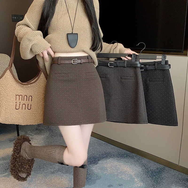 Vintage High Waist Rhinestone Polka Dot Mini Skirts Women A-Line Autumn Winter Fashion Bag Hip Short Skirts With Matching Belt