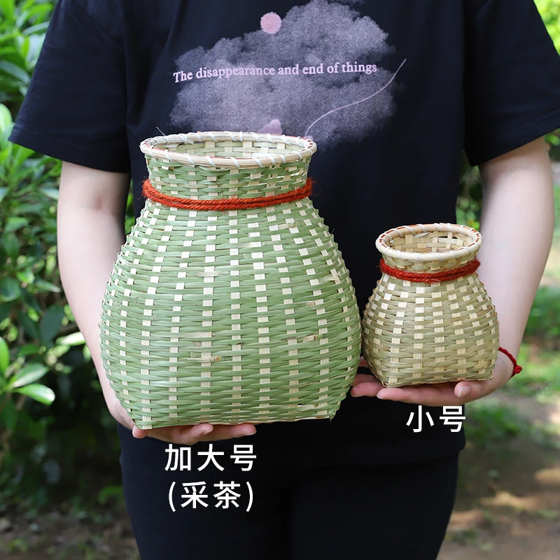 

Bamboo Basket Handmade Small Backpack Basket Tea Picking Basket Bamboo Woven Small Fish Basket Children's Dance Performance