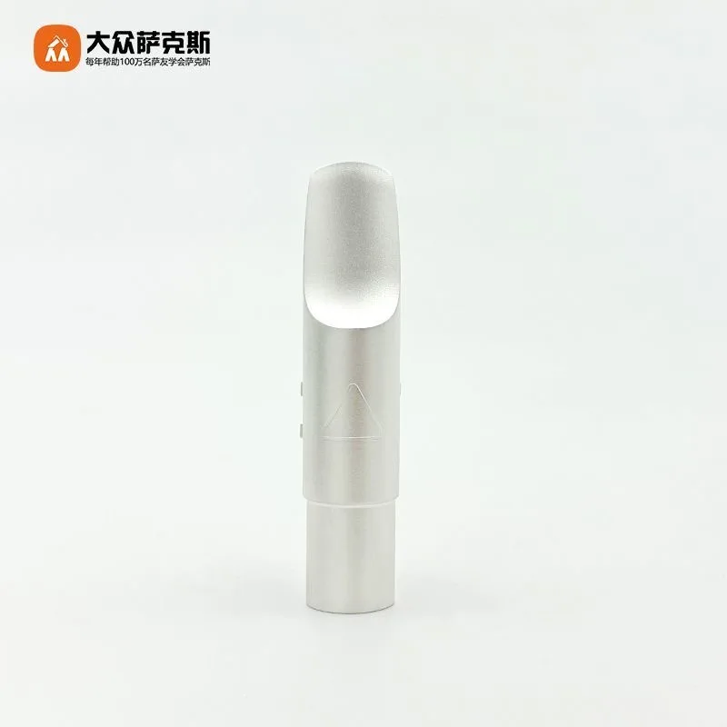 Iron Triangle saxophone metal mouthpiece sizes 5-7, adjustable for both high and low middle registers, offering a full range of
