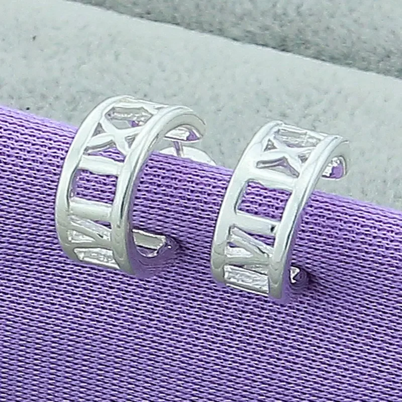 

925 Sterling Silver Round Roman Numerals Stud Earrings For Women Wedding Party Gift Accessories Fashion Jewelry