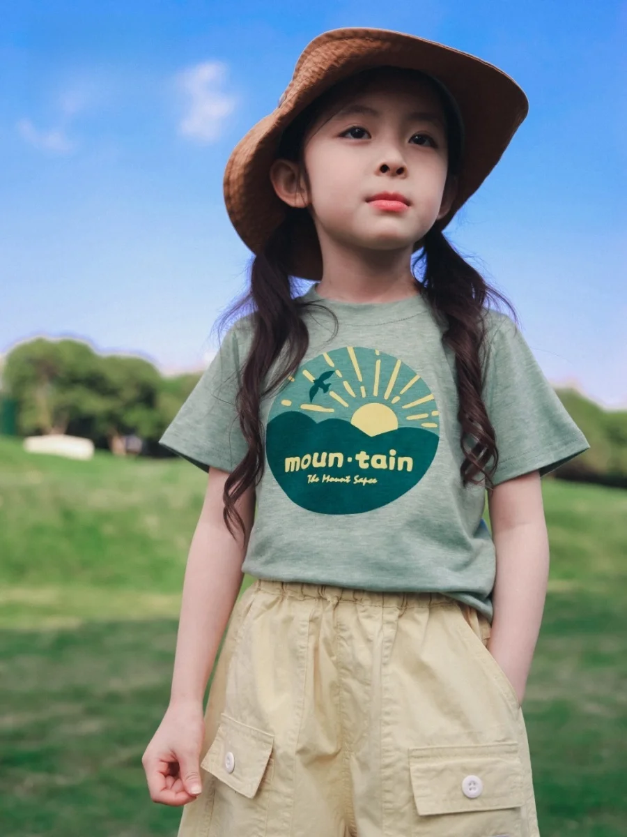 Lightweight Breathable Summer New Style Girls Outdoor Camping Sports Short Sleeve T-Shirt Top for Children And Teens
