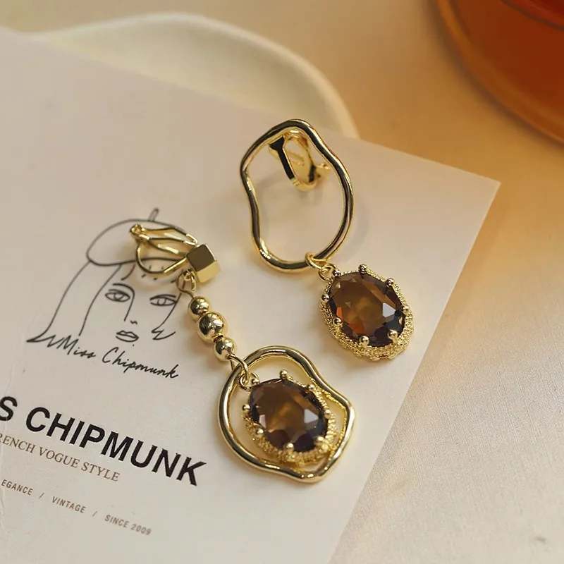 Vintage Maillard Coffee Tone Clip on Earrings for Non Pierced Retro Style Brown Resin Tiger Eye Stone Artistic Women Ears Clips