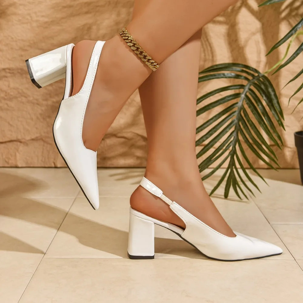 2026 Summer  Elegant/Comfortable Coarse Heel Sandals Fashion New Style Pointed Fashion Show Banquet High Heels for Women