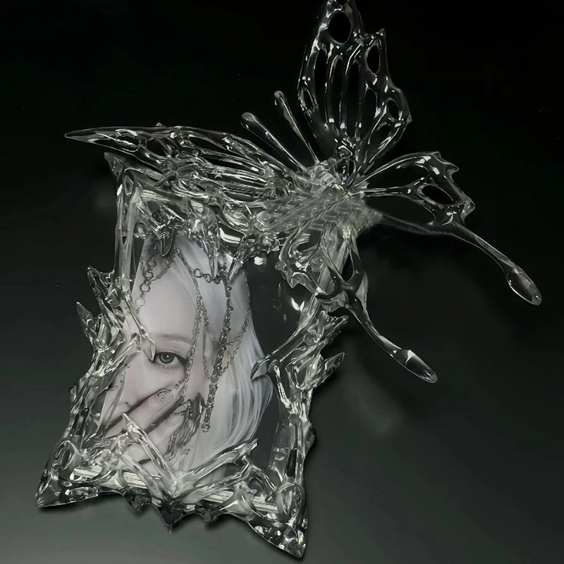 Designer 3D Clear Butterfly Kpop Photocard Shield Small Card Protector Modern Aesthetic Card Case