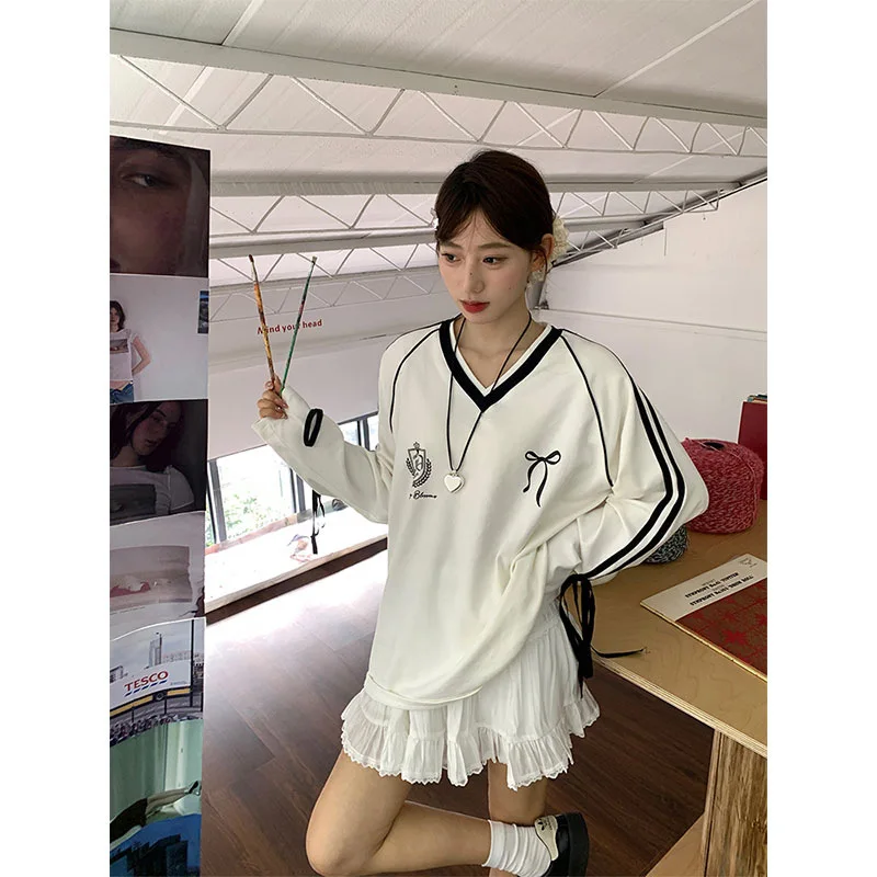 Harajuku Women Sports Vintage Y2k T-shirts Oversized V-neck Black Jersey Top Long Sleeve Graphic Stripe Tee Coquette Aesthetic