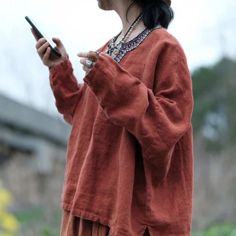 Arts Style New Arrival Spring 25 Women Casual Good Quality Cotton Linen Embroidery Tops Tees V-neck Batwing Sleeve T-shirt T443