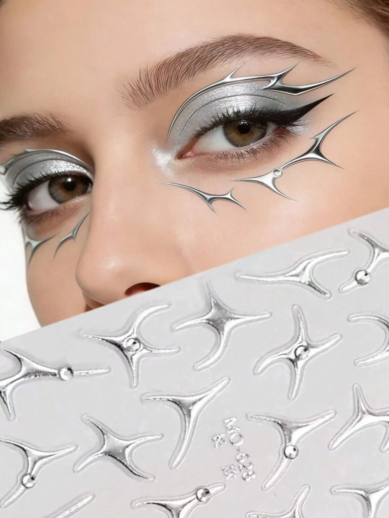Ein Aufkleber mit metallischem silbernem Starburst-Motiv, Gesichtsaufkleber, Nagelaufkleber, Cyberpunk Y2K, dekorativer Aufkleber, wasserfester Aufkleber für Partys – Detail 1