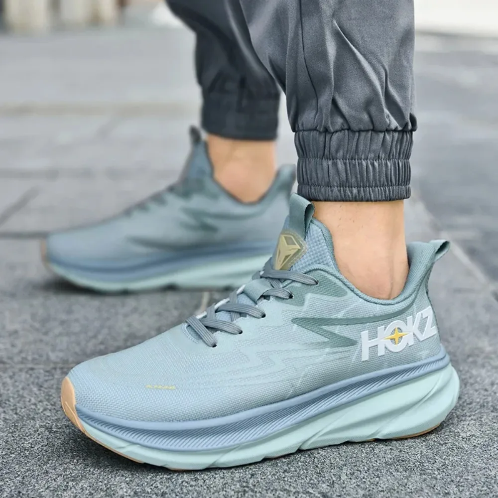 أحذية الجري الجديدة للرجال والنساء أحذية الجري القابلة للتنفس خفيفة الوزن أحذية المشي أحذية رياضية فاخرة للجيم