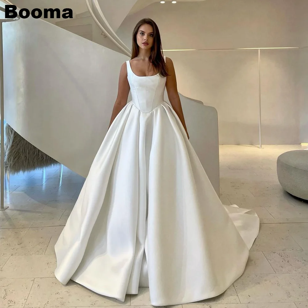 

Booma Simple A-Line Wedding Dresses Sleeveless Ball Gowns Ruched Brides Party Gowns Sweep Train Wedding Evening Dress for Women