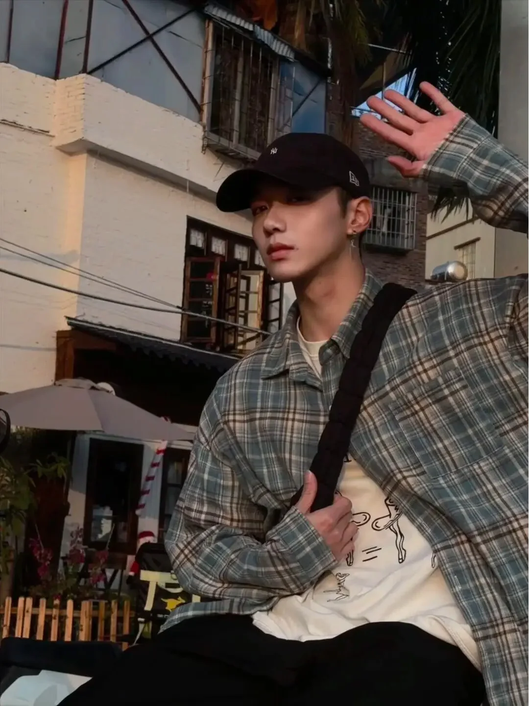 

American Retro Brushed Plaid Long Sleeve Shirt Men's Autumn Vintage Outerwear Layering Shirt Youth Trend Daily Wear Loose Fit