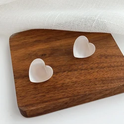 Cute love Heart Stud Earrings For Women Winter Acrylic white Fashion Stud Ear Jewelry Exquisite Gifts 2023 Simple Accessories