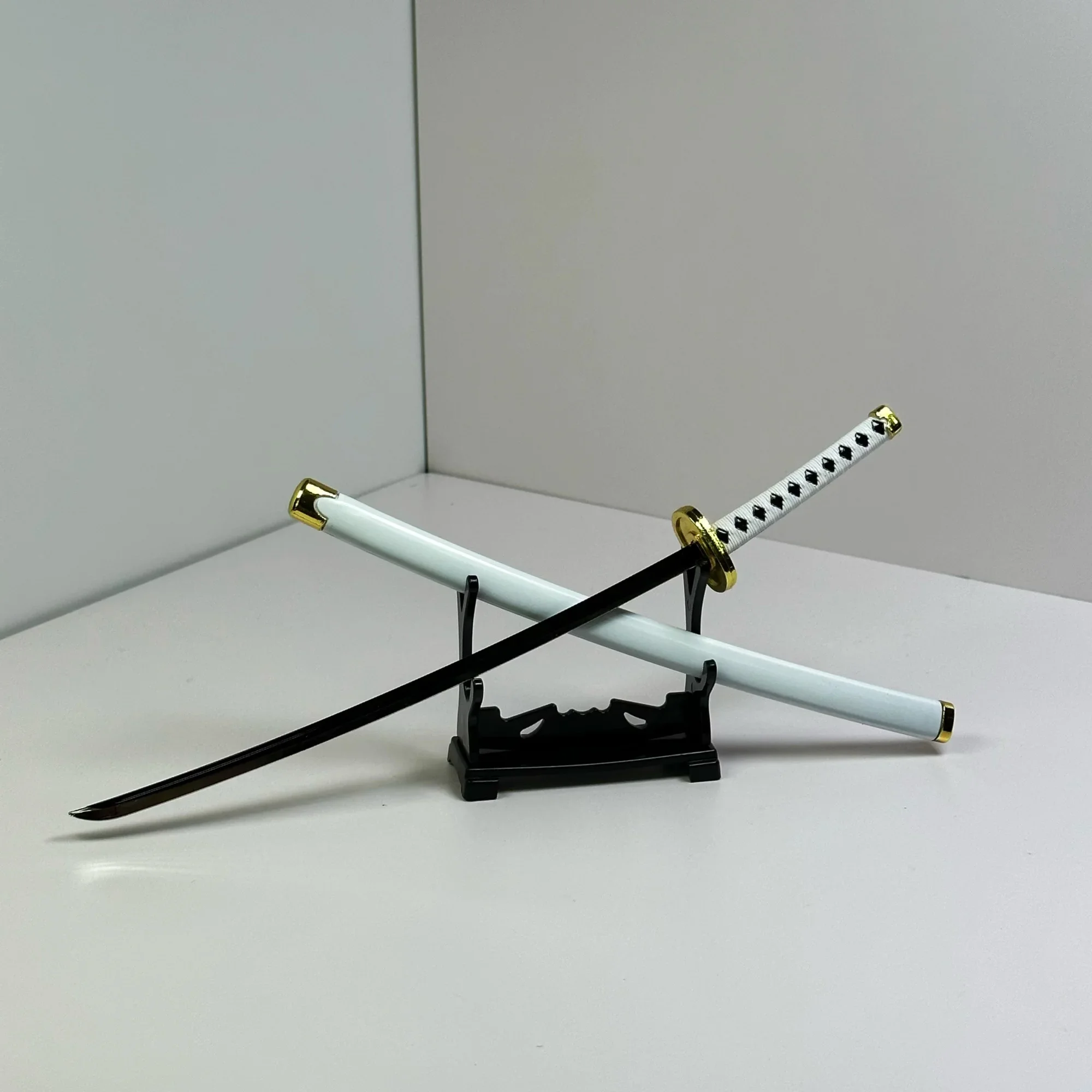 9.8 inch Roronoa Zoro Metalen Katana Zwaard Originele Samurai Sabel Japanse Katana Sabel Ninja Mes Cosplay Accessoires Prop Speelgoed