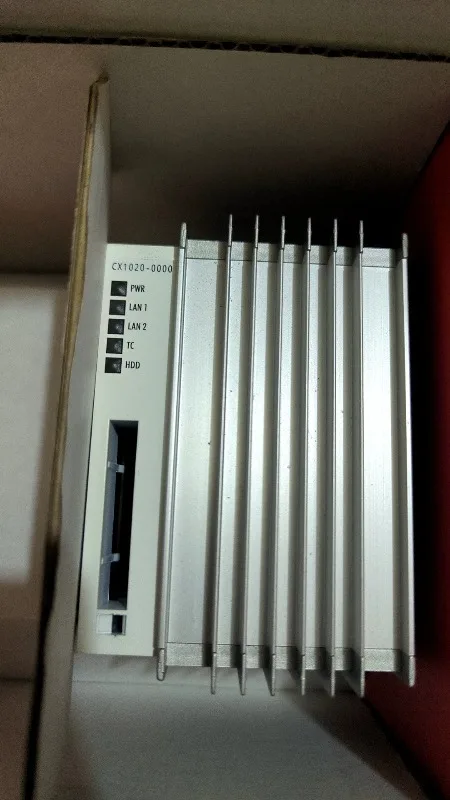 DIN rail fanless embedded industrial control PLC (CPU host module) CX1020-0000