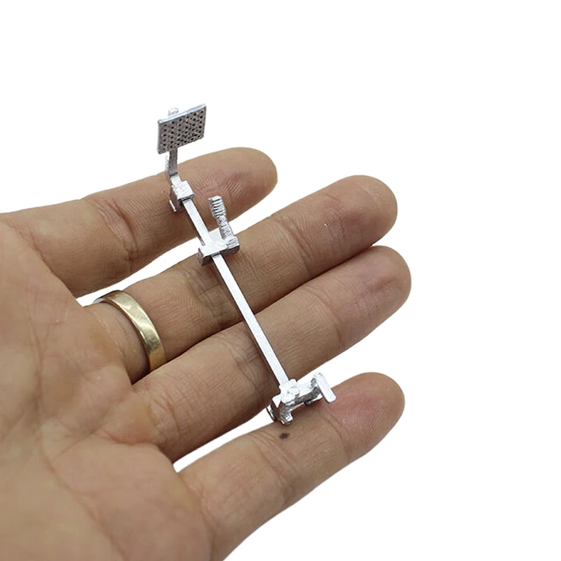 Doccia in Miniatura 1:12 per Casa delle Bambole, Simulazione di Soffione Doccia, Mini Rubinetto da Bagno, Accessori Giocattolo per Bambini