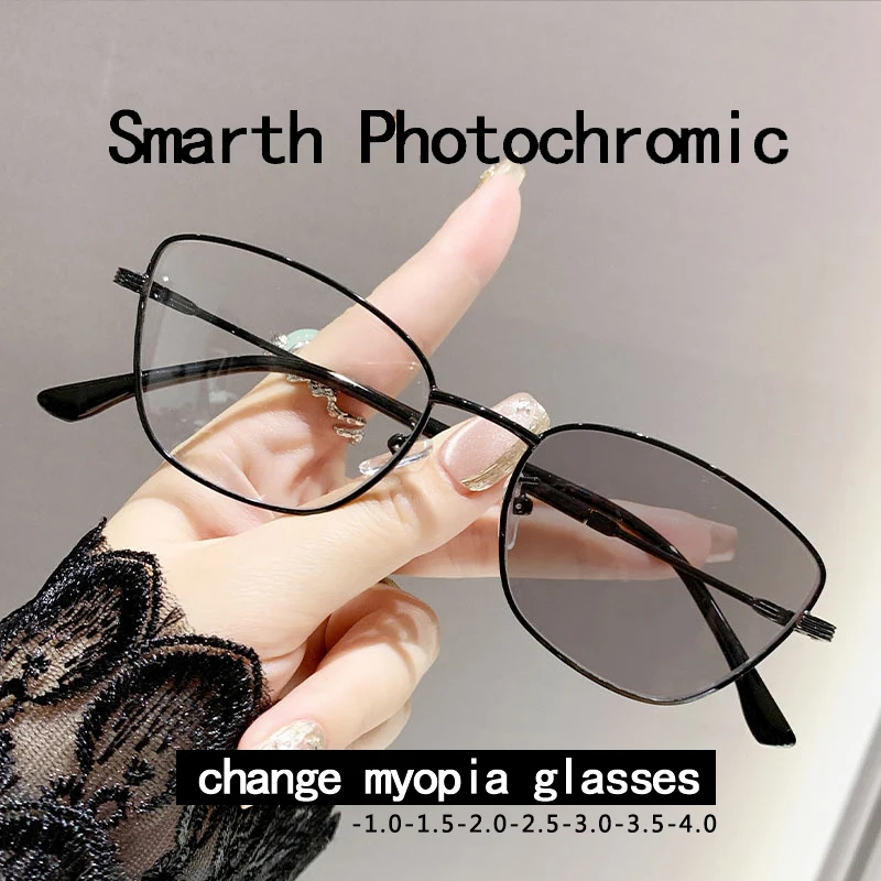 Myopia Light-sensitive Color-changing Anti-blue-light Glasses, High-end Metal Cat-eye Frames, Fashionable Eyewear 022