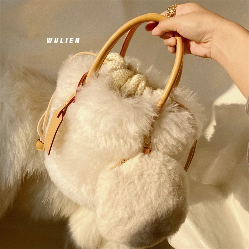 Winter Luxury Fashion Real Lamb Wool Fur Bucket bag Ladies Fashion Clutch Hand Bag Soft Leather Shoulder Messenger Bag Purse