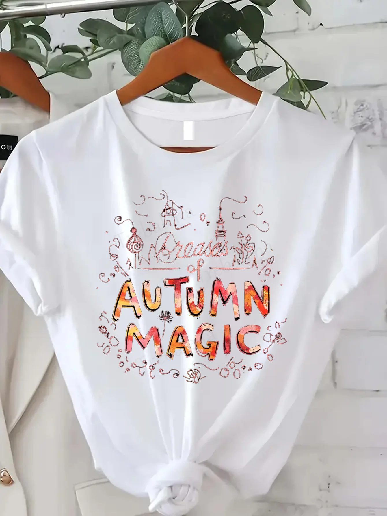 Comoda maglietta con stampa da donna "T-shirt magia autunnale - Stile festivo autunnale per donna"