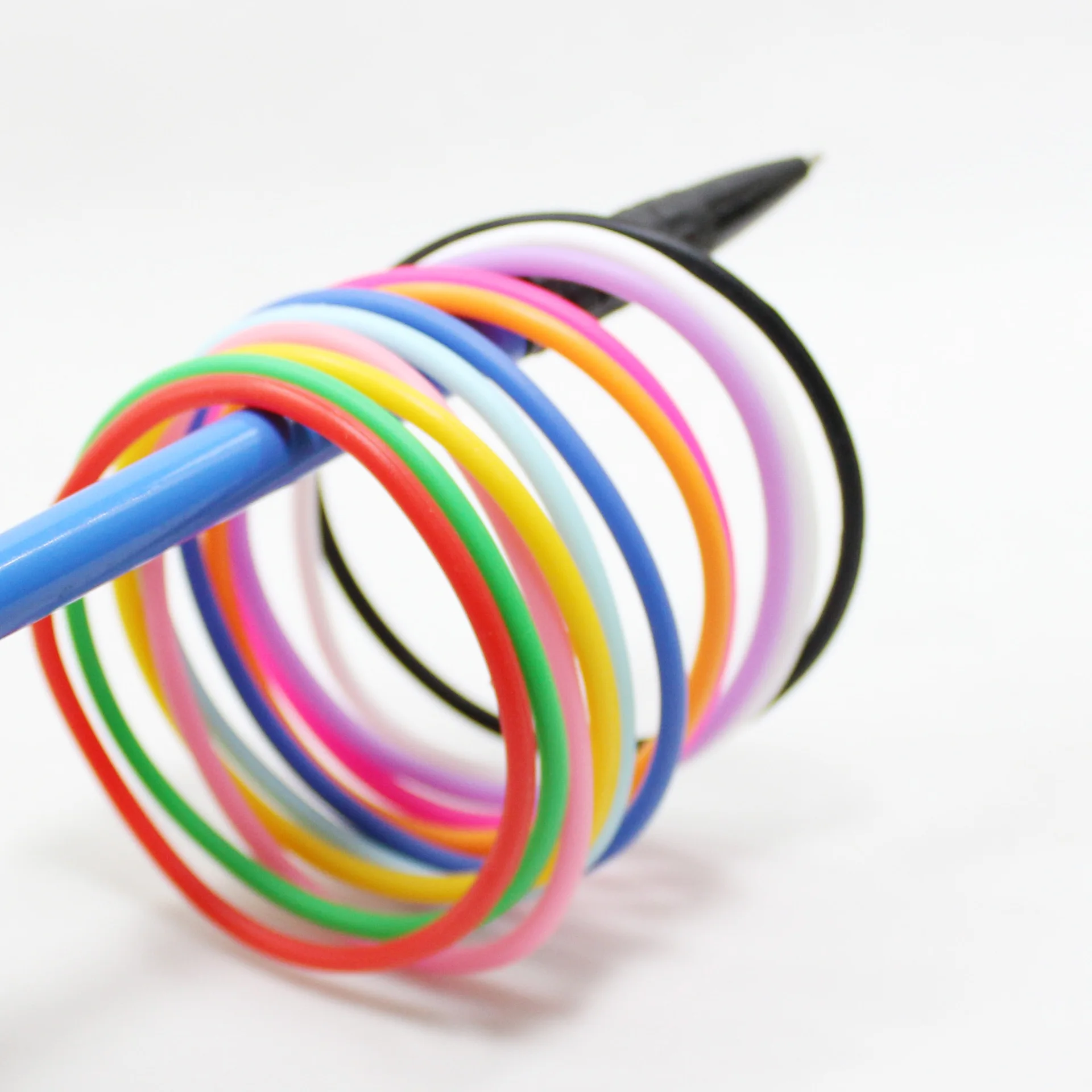 12 szt. Bransoletki w cukierkowych kolorach, ozdobne bransoletki silikonowe, okrągłe, karnawałowe, kolorowe opaski na rękę z żelu krzemionkowego, urocze neonowe.