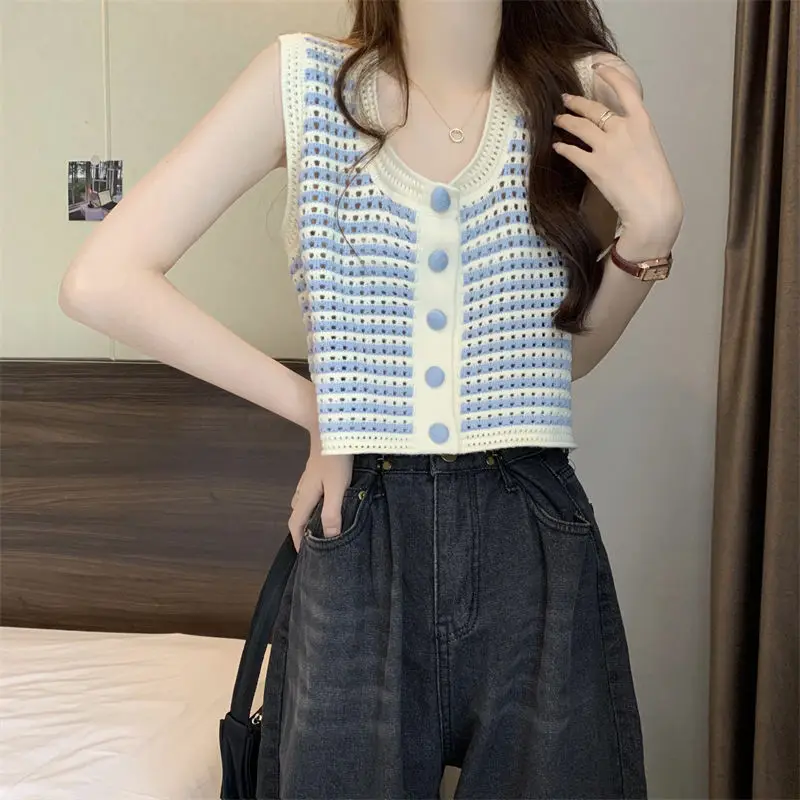 Summer Chic Striped Knitted V Collar Thin Slims Tank Outer Wear Vest Women's Hollow Vest Fashion Elegant Button Cardigan Z918