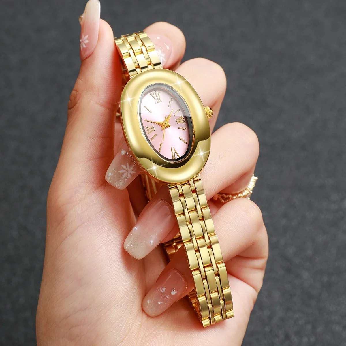 Fashion Oval Dial Women Watches Golden Bracelet Strap Ladies Clock Wristwatches Gift Relogio Feminino（Without Box）