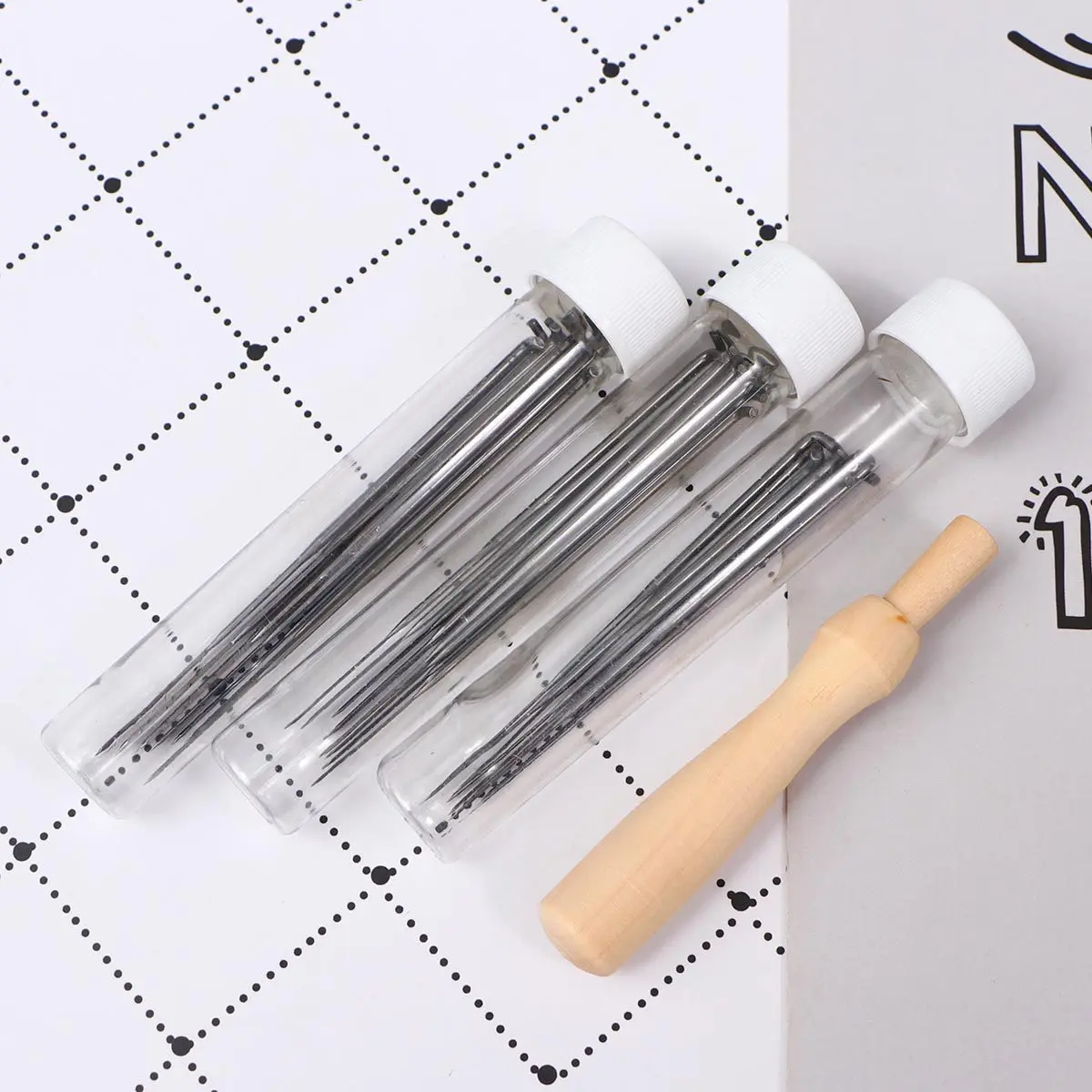 

Набор для валяния из 32 предметов: иглы с деревянными ручками, кейс для хранения, размер L, для валяния, вышивки, рукоделия, шерстяного фетра, пэчворка, DIY