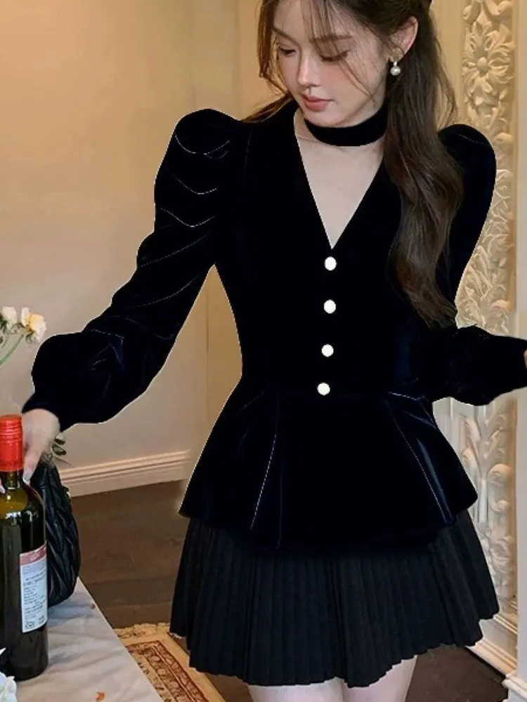 Slimming Effect Velvet Long Sleeve Shirt Women's Style Unique Beautiful Top Black Color French Style Fashionable plus Size