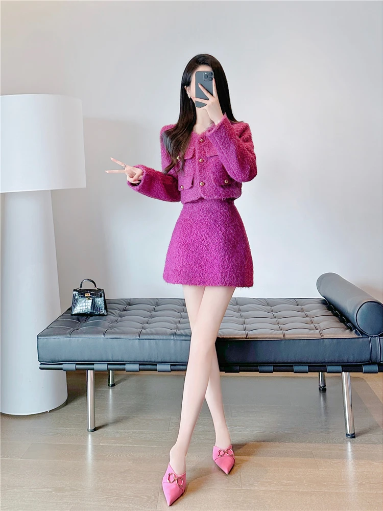 

Модный комплект из двух предметов: осенне-зимняя коллекция 2024, новинка, роскошный и стильный, для элегантных женщин, хлопковый, длинный рукав, с эффектом утяжки...