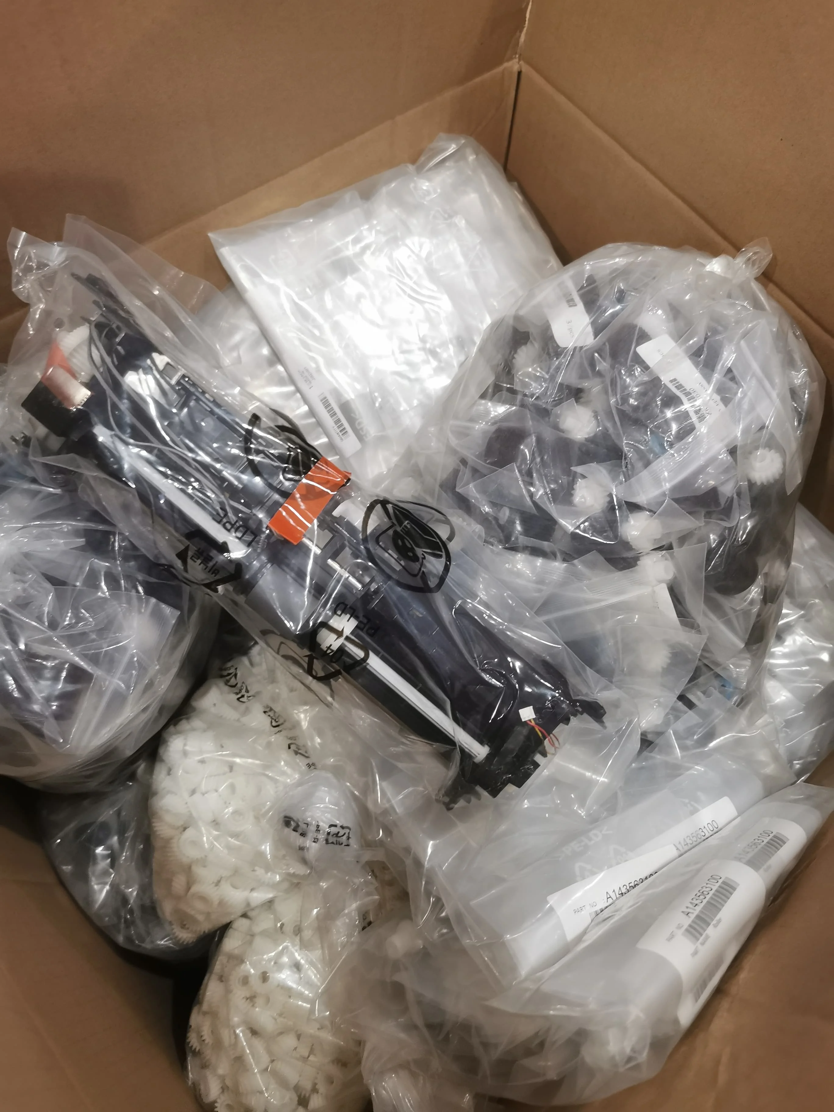 

JC93-00547A Base Paper Path for Samsung CLP-365 360 for HP Laser 150a 178nw 178 Pick Up Unit