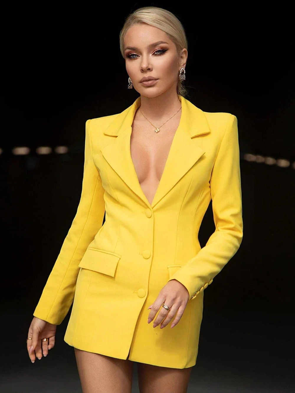 Modphy Fashion Yellow Sexy diamond Backless design Blazers For Women Slim Long Jackets 2023 New Office Ladies Outerwear