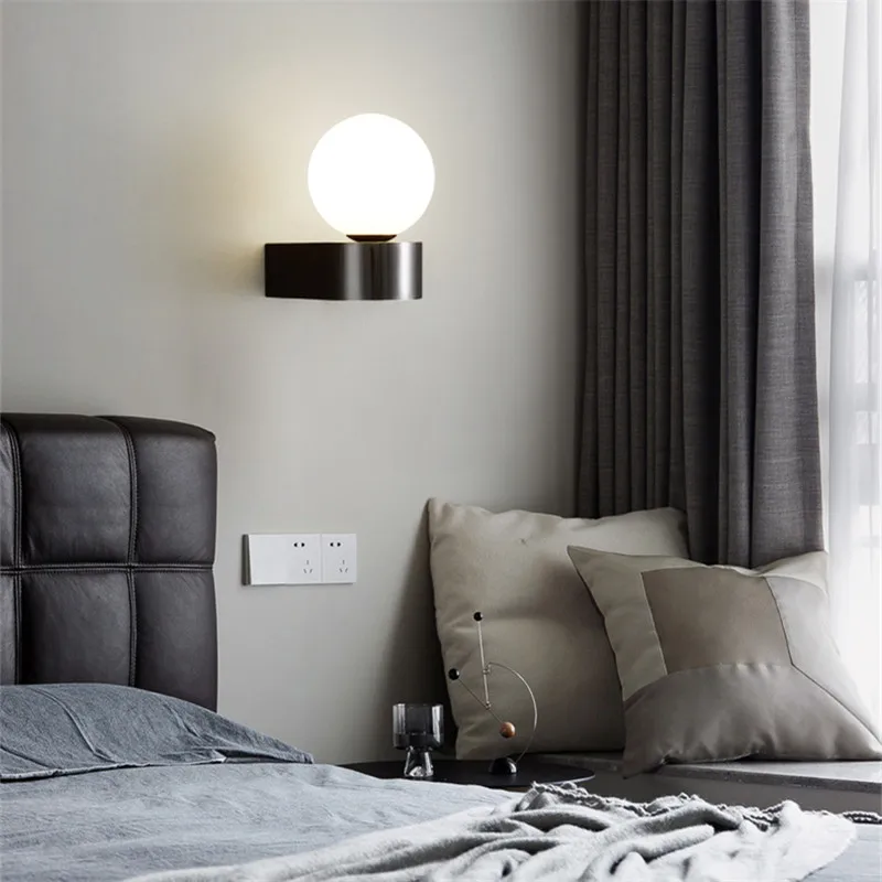 OULALA Contemporary Black Brass Sconce light LED 3 Colors Simply Creative Beside Light for Home Bed Room Decor