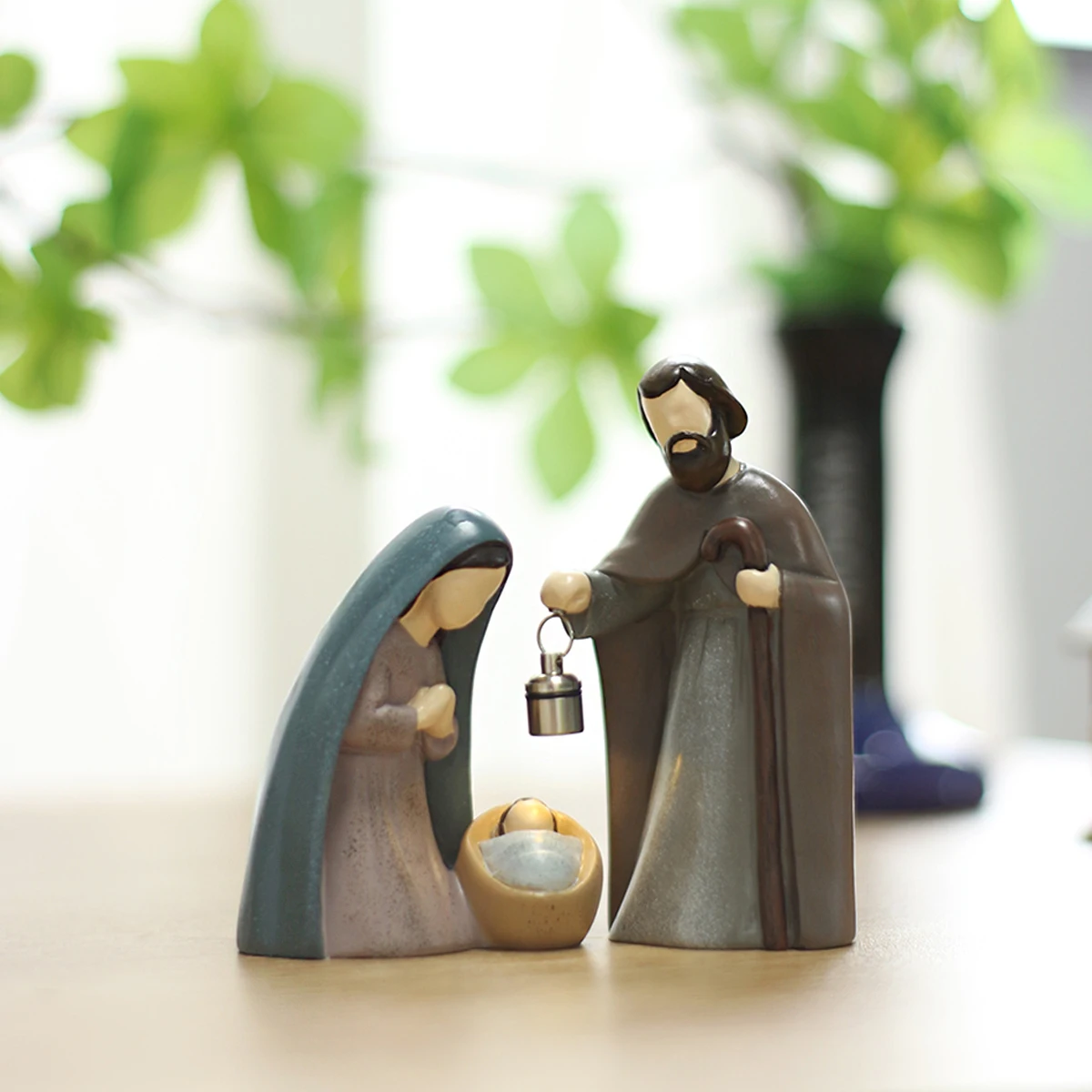 قطعتان من تماثيل العائلة المقدسة للفانوس، شخصيات مشهد ميلاد عيد الميلاد المضيئة للصلاة، ديكورات دينية من الراتنج المسيحي #3