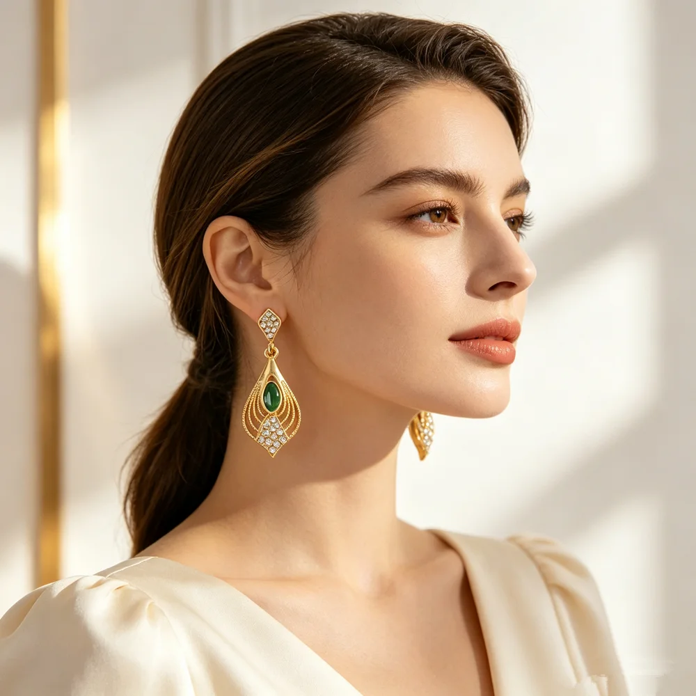 Middle East New Style Golden Hollow Leaf Shaped Earrings Fashionable Pendant Daily Wear Suitable for Various Occasions