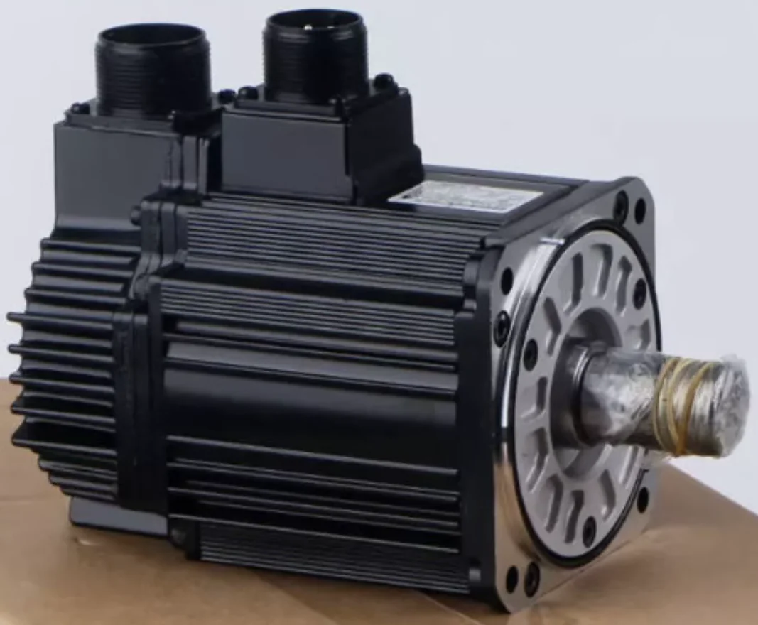 Original Genuine，SGMSH-10D2A61 Brand new Servo Motor，SGMSH 10D2A61，Fast shipping