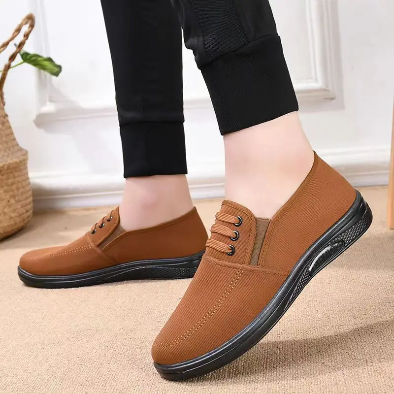 2026 Old Beijing Canvas Shoes Men Spring Summer Black Cloth Shoes Walking Running Driving Sneakers