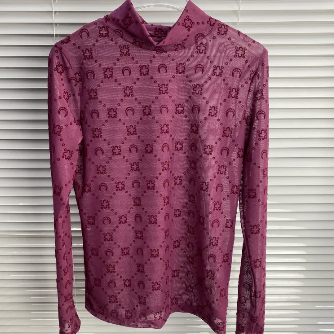 قميص نسائي صيفي جديد موضة ترفيهية لعام 2025 بنصف رقبة عالية وأكمام طويلة قميص نسائي ملابس قابلة للطي