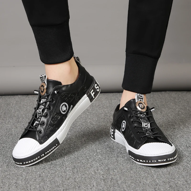 

2025 New Men's Board Shoes,sneakers,skate shoes,Casual Shoes High-Quality Non-Slip Trendy Boost Breathable Classic New Arrival