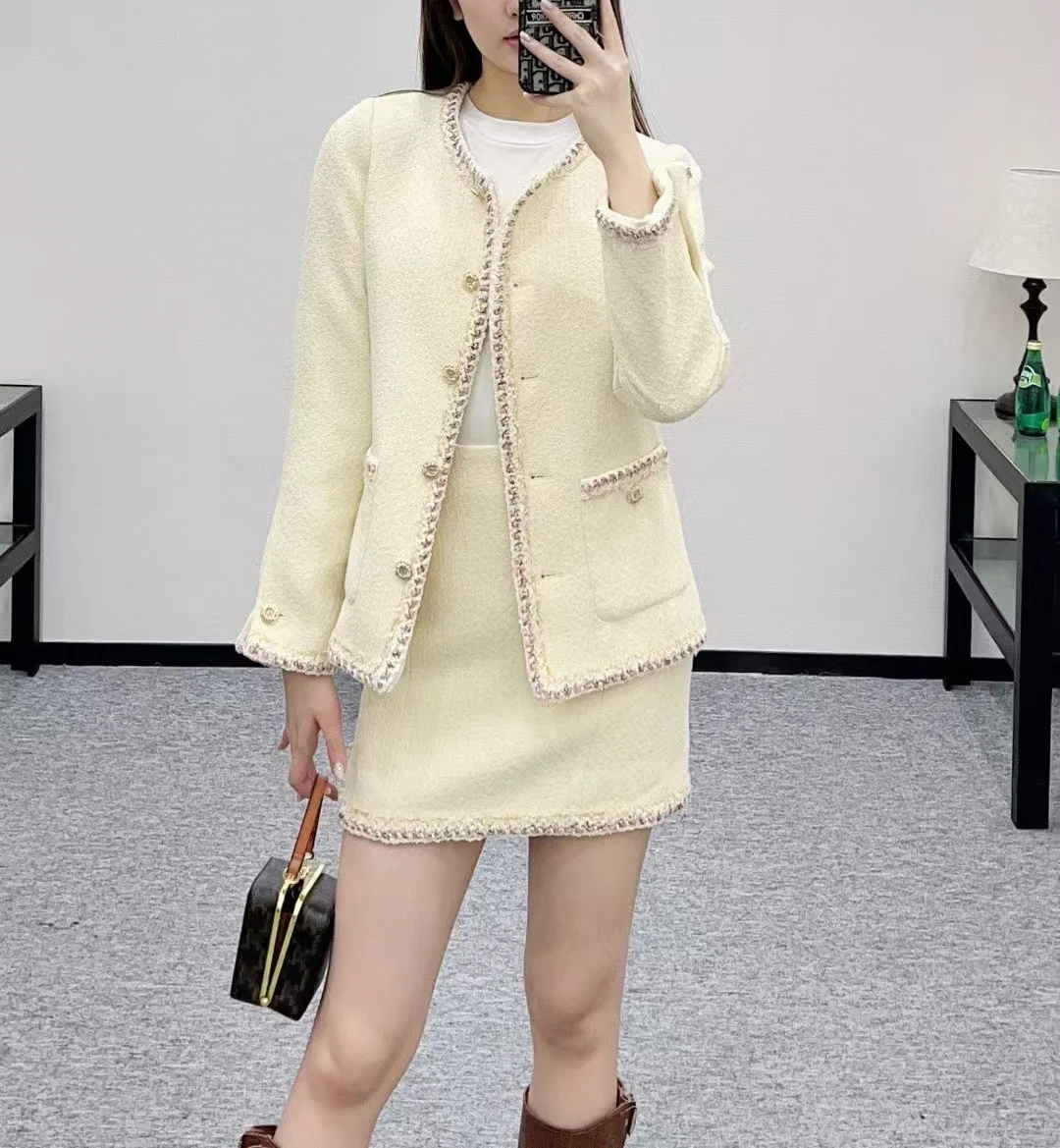 

Women's Luxury Tweed Jacket 26C ART round Neck Double Pocket Early Spring Fashion Runway Style Skirt Separate sales busin