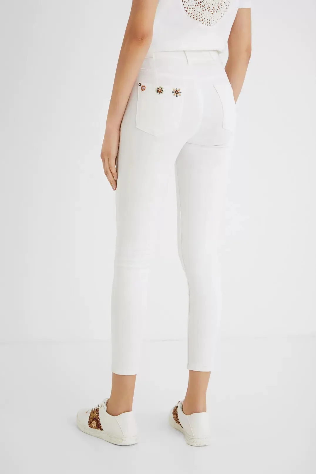 European and American new Spanish original women's jeans with sequins, embroidery, elastic, tight fitting, pure white leggings